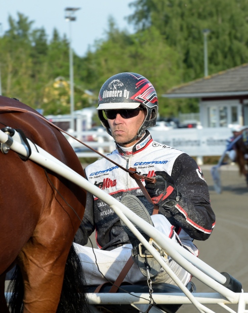 Finske stjärnkusken Mika Forss ny på Solvalla. Foto av Lars Jakobsson TR Bild